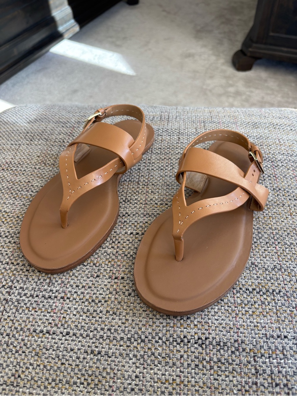 MaxMara Tan Leather Thong Sandals